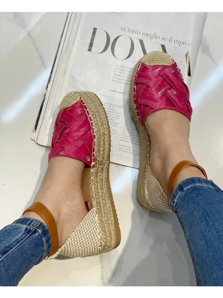 WOVEN ESPADRILLES