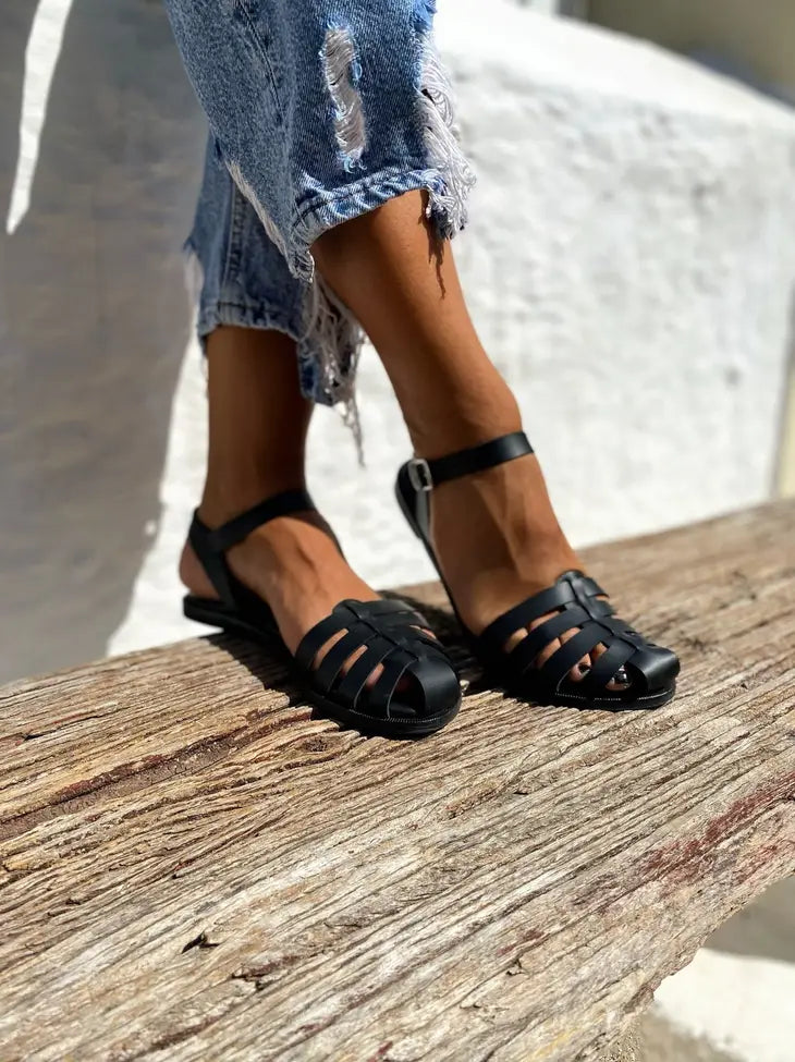 CLOSED TOE GLADIATOR SANDAL