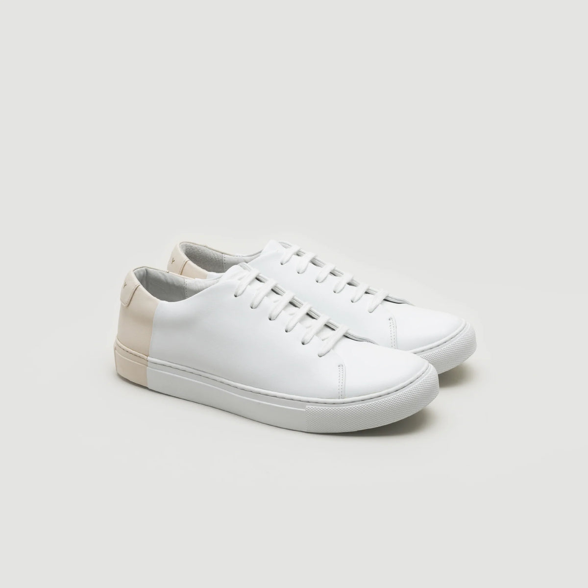 TWO-TONE LOW SNEAKERS