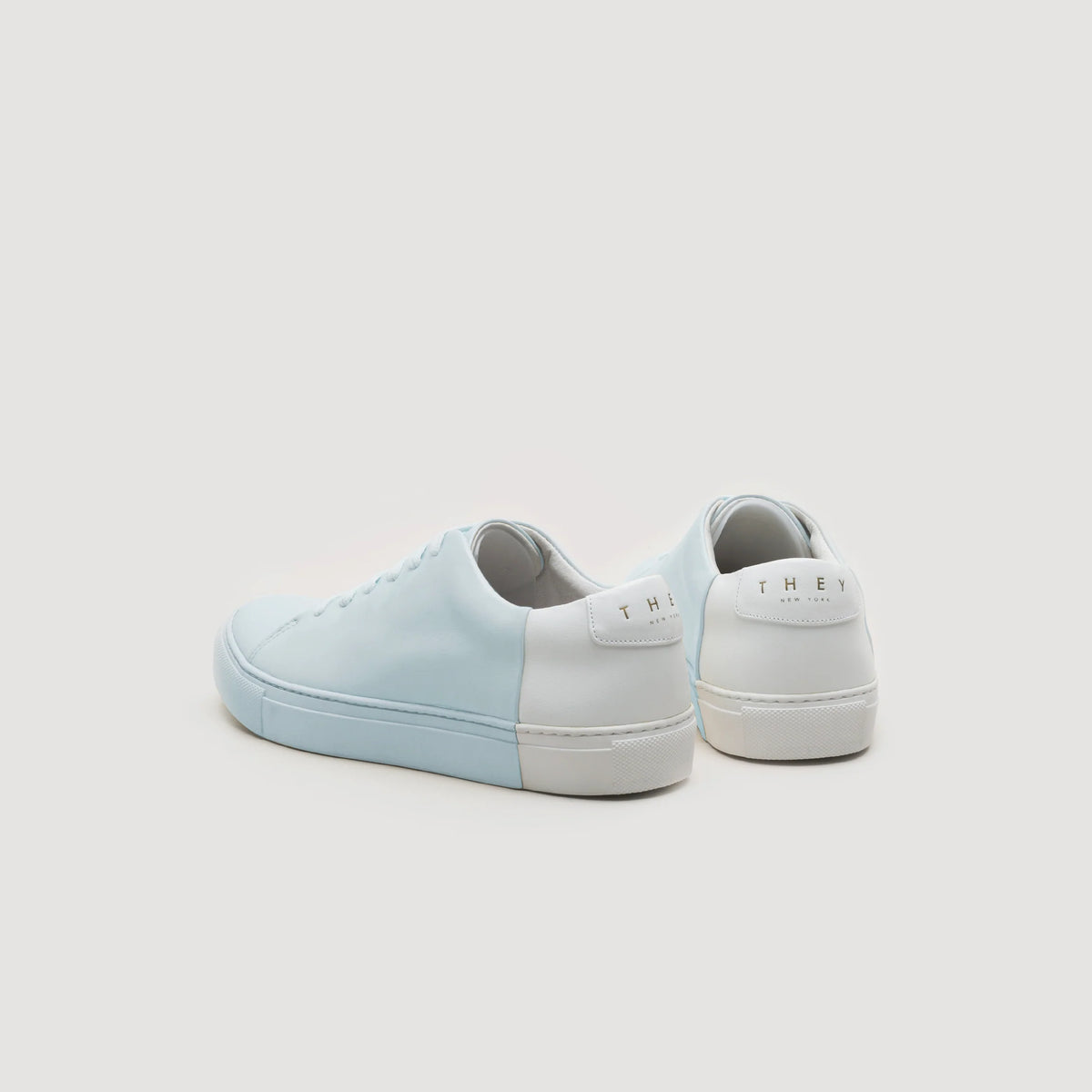 TWO-TONE LOW SNEAKERS