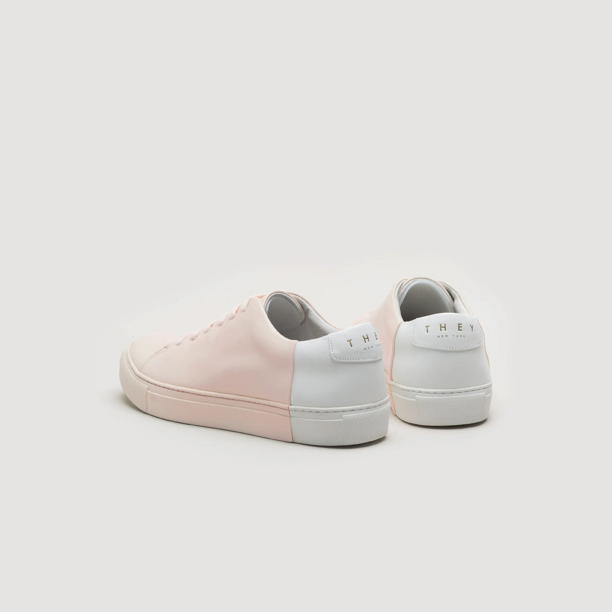 TWO-TONE LOW SNEAKERS