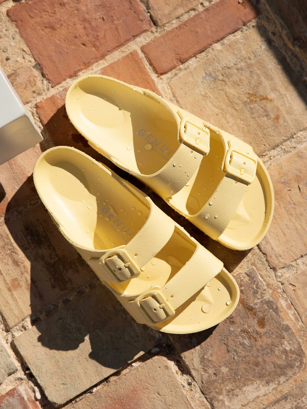 HAWAII H20 YELLOW SANDAL