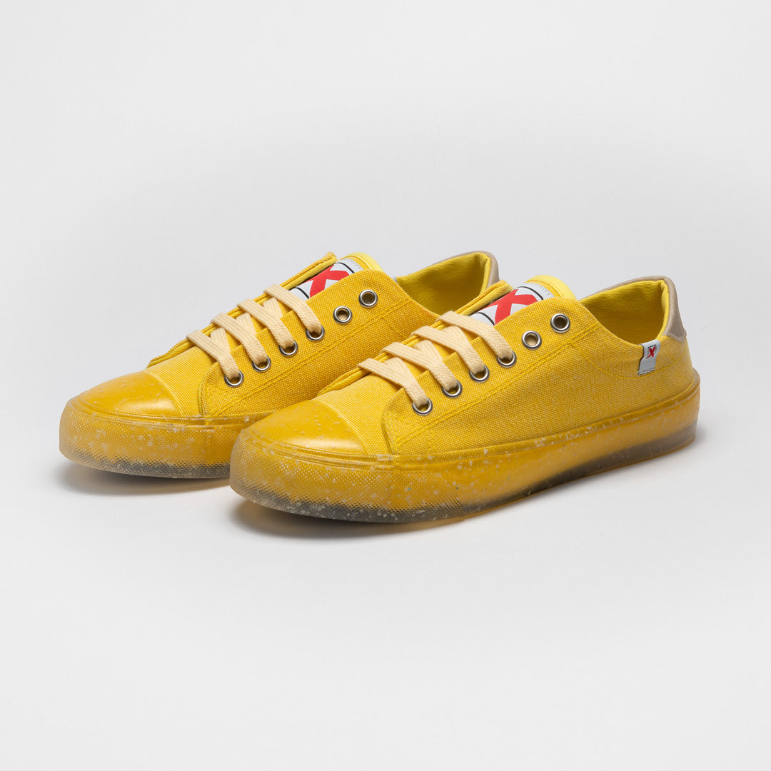 SUPERBANK YELLOW SNEAKERS